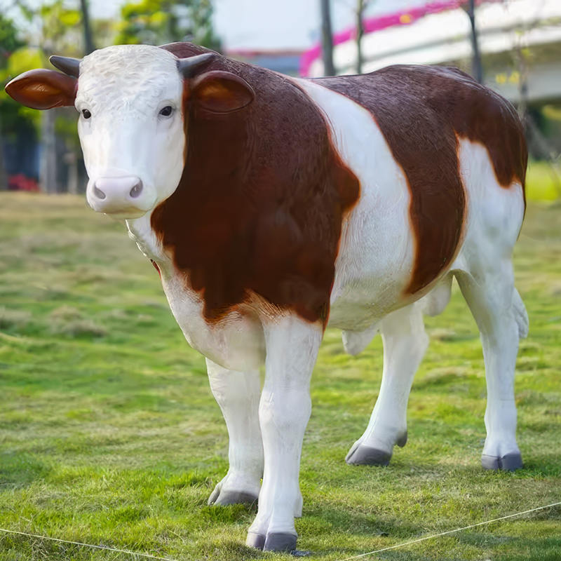 Patung sapi palsu besar untuk taman - patung hewan ternak fiberglass untuk dekorasi luar ruangan